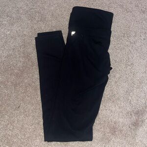 Black Fabletics leggings